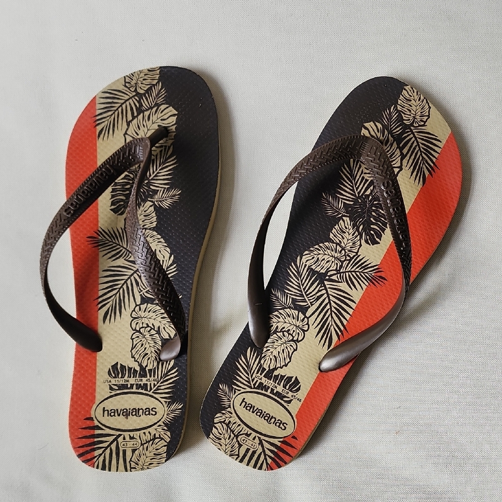 Havaianas Leaf Print Flip Flops - Brown, Orange, Tan 🌴🥥